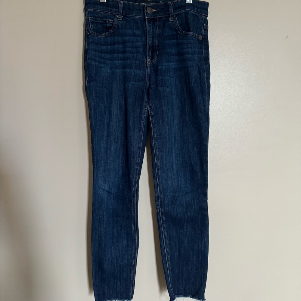 Express cropped legging, midrise jean size 6